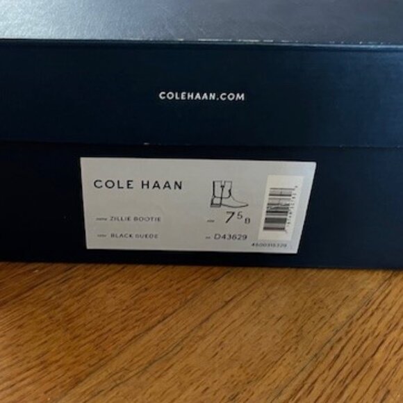 Cole Haan Zillie Black Western Suede Booties Stacked Block Heel Women’s Size 7.5 - Picture 12 of 13